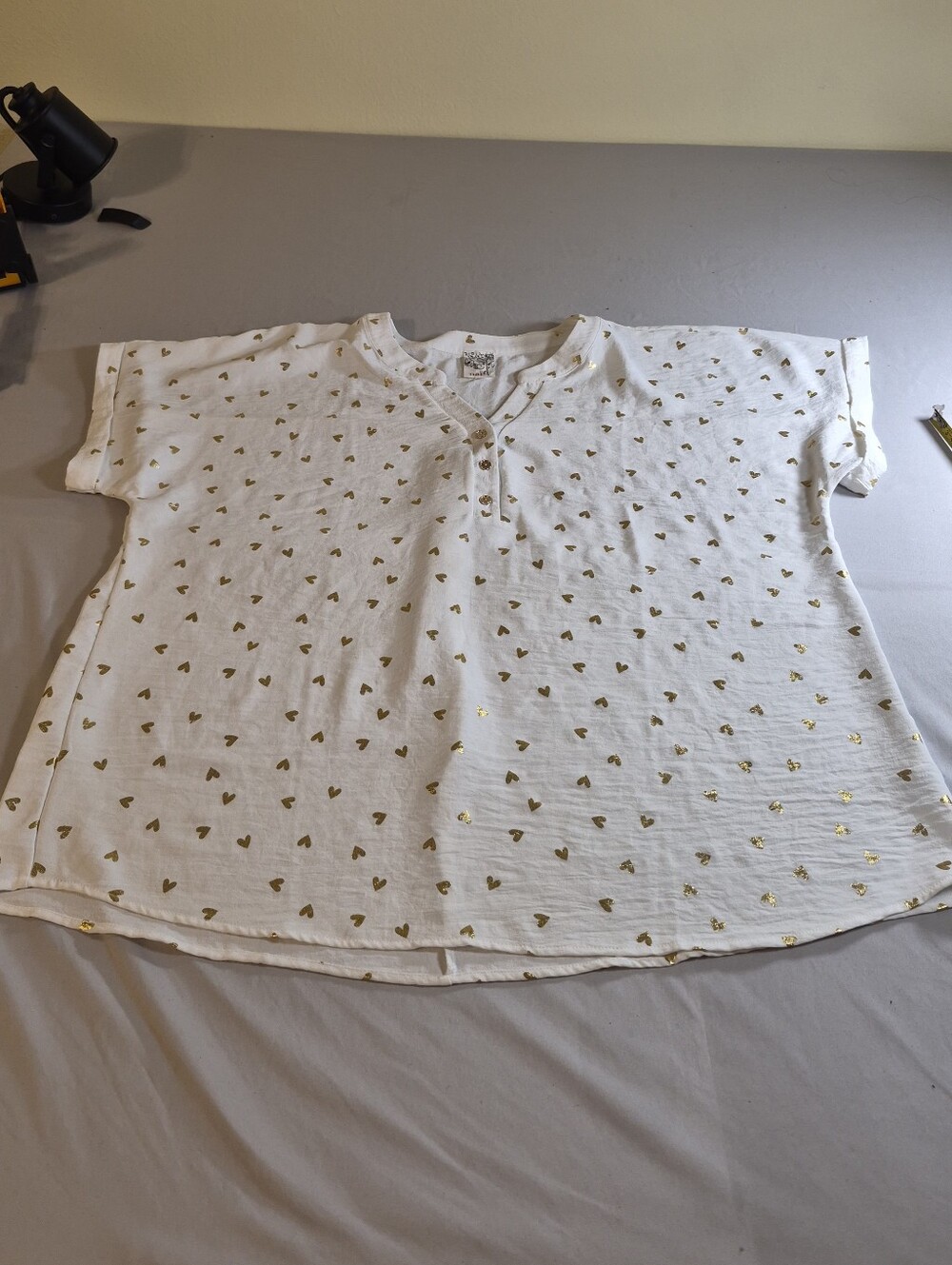 Naif White Top with Gold Heart Print